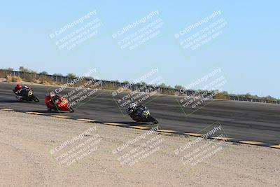 media/Nov-17-2024-CVMA (Sun) [[1fec520723]]/Race 11-Amateur Supersport Open/